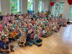 Grupa przedszkolaków na "Urodzinach Kasztanka"